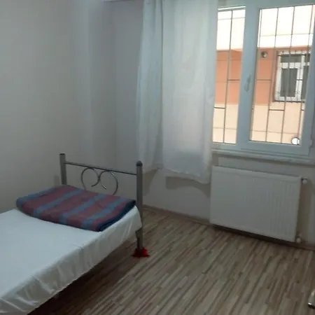 Apartamento O S K A R Yapi *